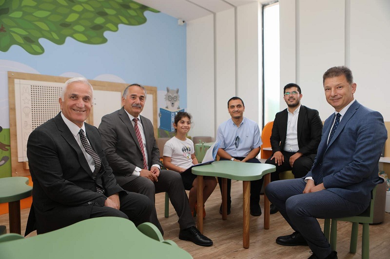 Arifiye İlçe Halk Kütüphanesi Hizmete Girdi