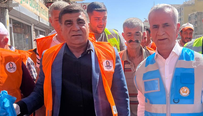 Unutmayalım: Temizlik belediye ile başlar ama halkla tamamlanır.