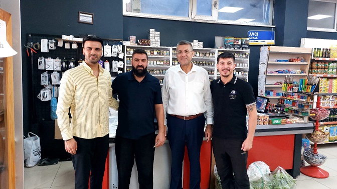 ESNAF AYAKTA KALMA MÜCADELESİ VERİYOR