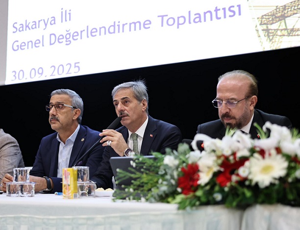 Sakarya’nın elektrik ve doğalgaz altyapısı için kritik buluşma