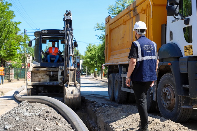 Söğütlü’nün dev altyapı yatırımında çalışmaları hız kazandı