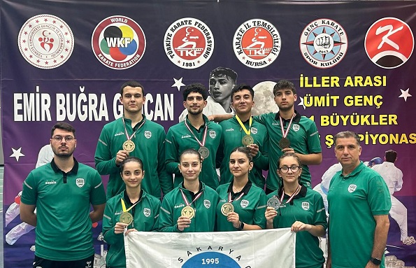 Büyükşehir sporcuları Bursa’da madalyaları topladı