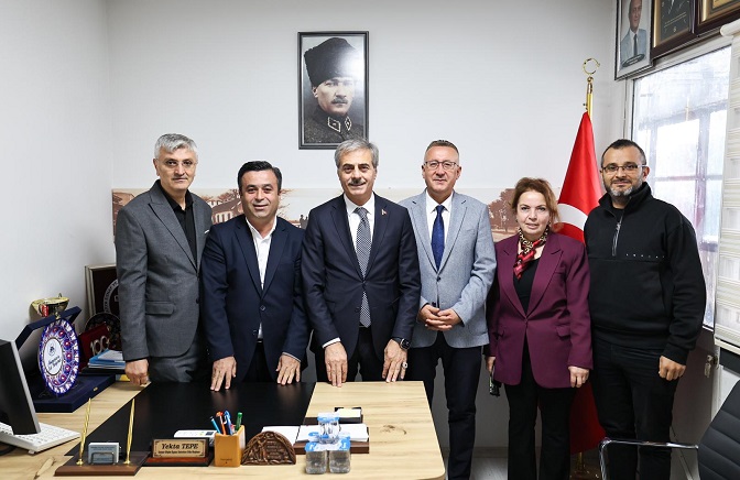 “Katlı Pazar’ın yeniden güçlü bir merkez olması gerekiyor”
