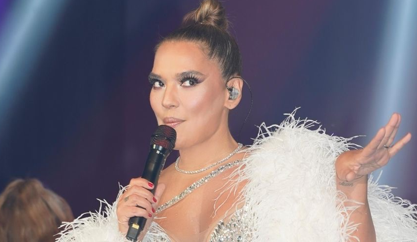 Demet Akalın’dan Muhteşem Konser!