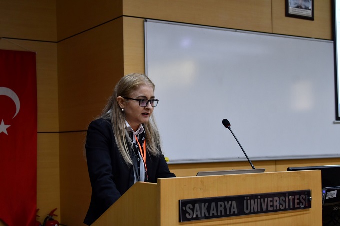 Yapay Zeka İnsanın Yerini Tutmaz, Anlamayı Kolaylaştırır