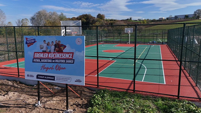 Sakarya’da binlerce gencin beklediği spor yatırımları günden güne yükseliyor
