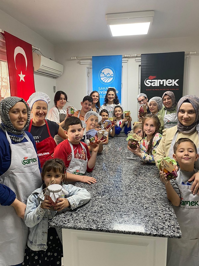 SAMEK’lerde ilk kez: Ara tatil anne- çocuk atölyeleriyle renklendi