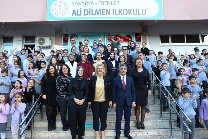 BAŞKAN ŞENOL DİNÇ ÖĞRETMENLER GÜNÜNÜ KUTLADI
