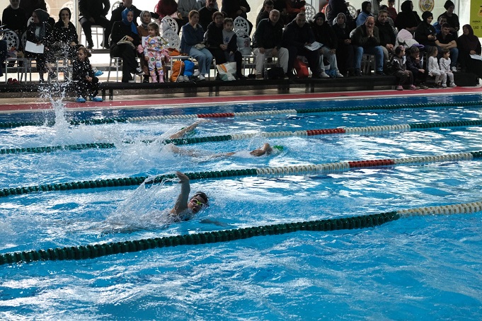 Sapanca’da Çocuklar Öğretmenler İçin Kulaç Açtılar