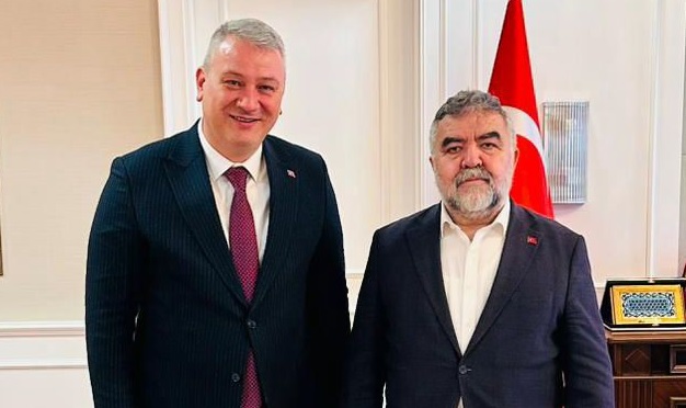 Başkan Çelik’ten Ankara Temasları: Serdivan Devlet Hastanesi’ne Ek Hizmet Binası Geliyor