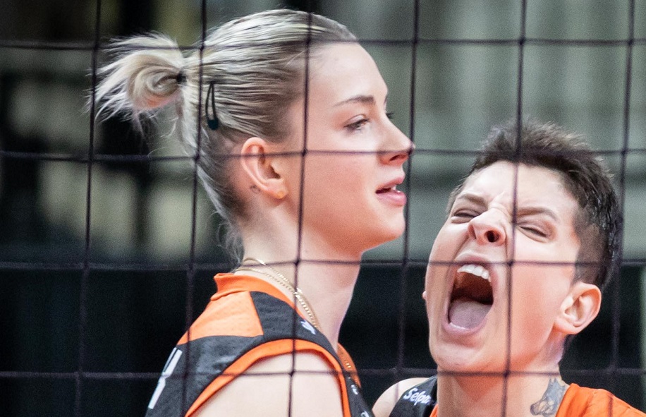 Eczacıbaşı Dynavit, Beşiktaş karşılaşmasından galibiyetle ayrıldı