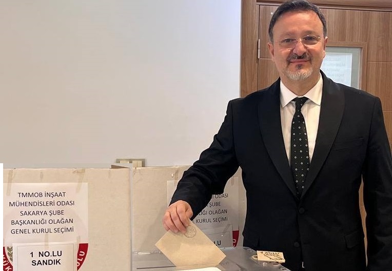 TMMOB İnşaat Mühendisleri Odası Sakarya Şubesi Başkanı Semih UÇAR  Güven tazeledi