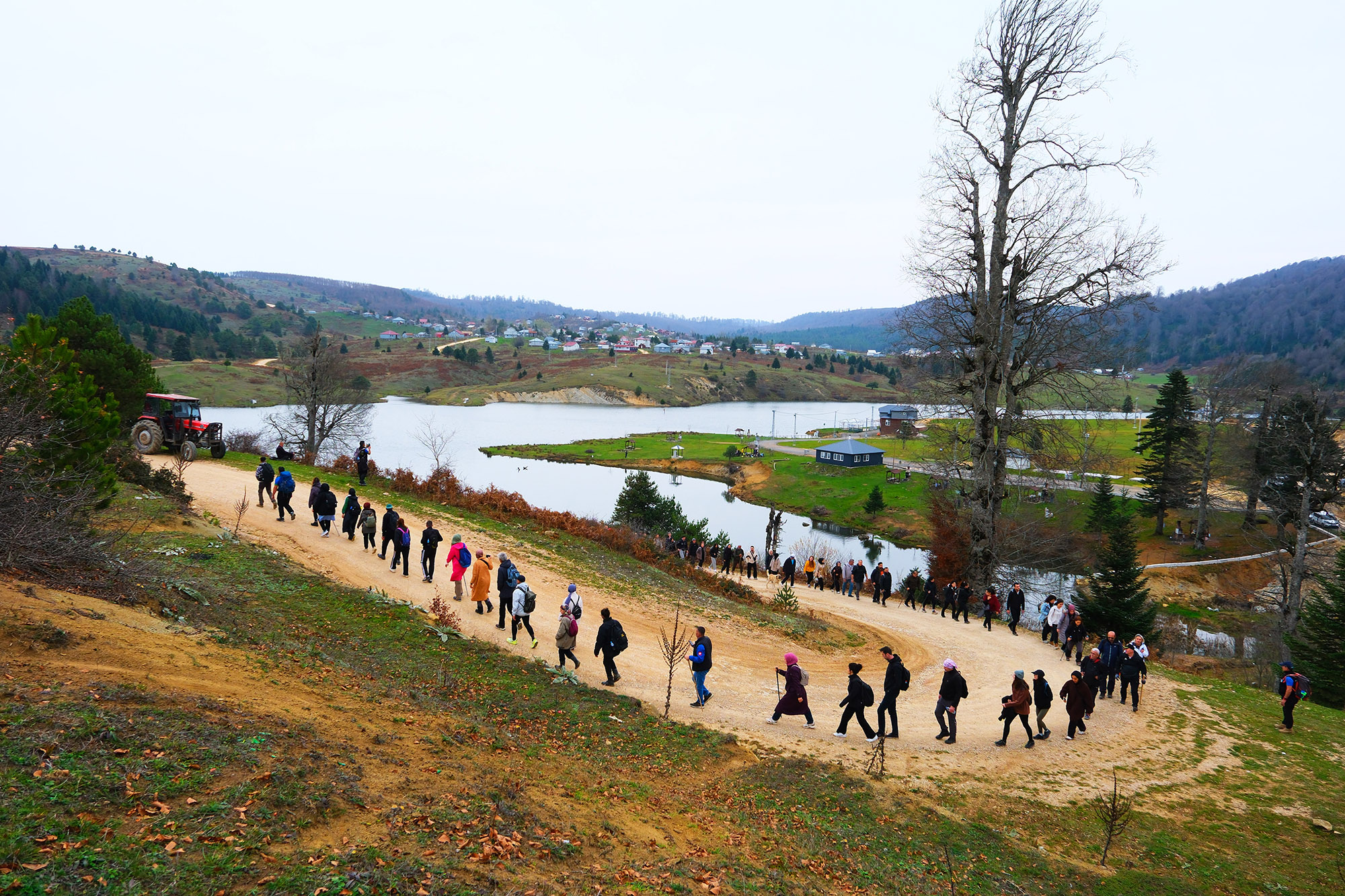 Sakarya’da doğa tutkunlarının beklediği takvim geldi Baharı muhteşem manzarayla karşılayacaklar…