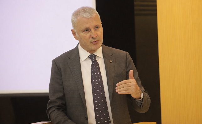 Başkan Altuğ; “Sanayiyi doğrudan demiryolu ağıyla buluşturmalıyız”