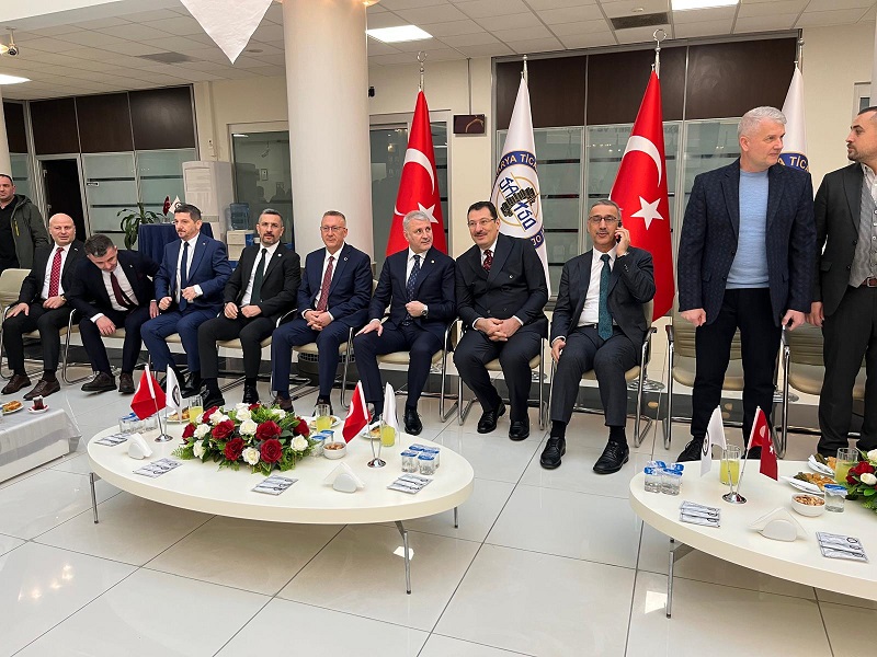 Sakarya Protokolü ve İş Dünyası Geleneksel SATSO Ramazan Bayramı Bayramlaşma Töreni’nde Bir Araya Geldi