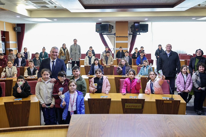 SAÜ Vakfı Okulları’ndan Serdivan Belediyesi’ne Anlamlı Ziyaret