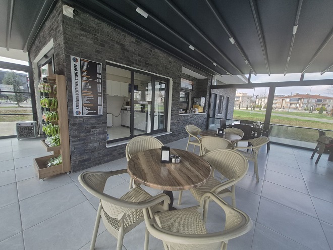 Serdivan’da Baharın Yeni Adresi Yıldız Cafe Kapılarını Açtı