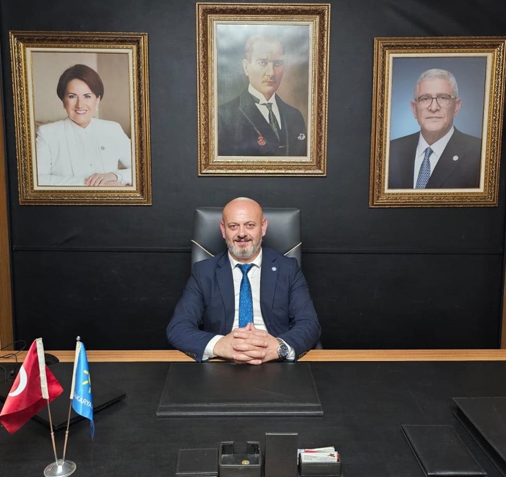 Devlet memurluğu makamı, ideolojik hesaplaşmalardan uzak durulup millete hizmet etmenin yeridir