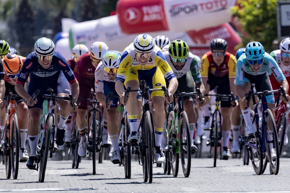 1.CUMHURBAŞKANLIĞI TÜRKİYE BİSİKLET TURU BAŞLADI