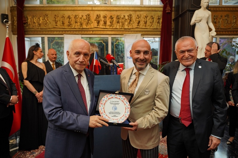 Sivil toplumun kutup yıldızı “TÜSİAV 31 yaşında”