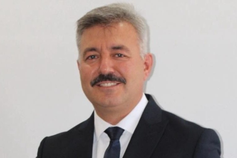 Ramazan ÜNAL: “Bayramlar millet olma bilincimizi güçlendiriyor”
