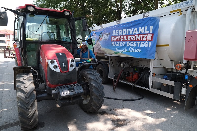 Mazot Desteği Yazlık Mahallesi’nde Çiftçiyle Buluştu