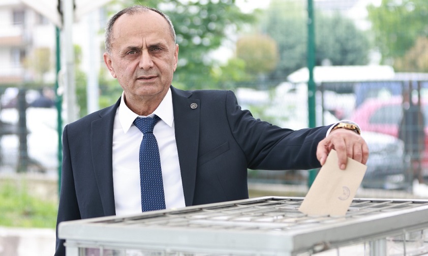 APEK GENEL KURULU TEK LİSTEYLE YAPILDI  KARASAKAL GÜVEN TAZELEDİ
