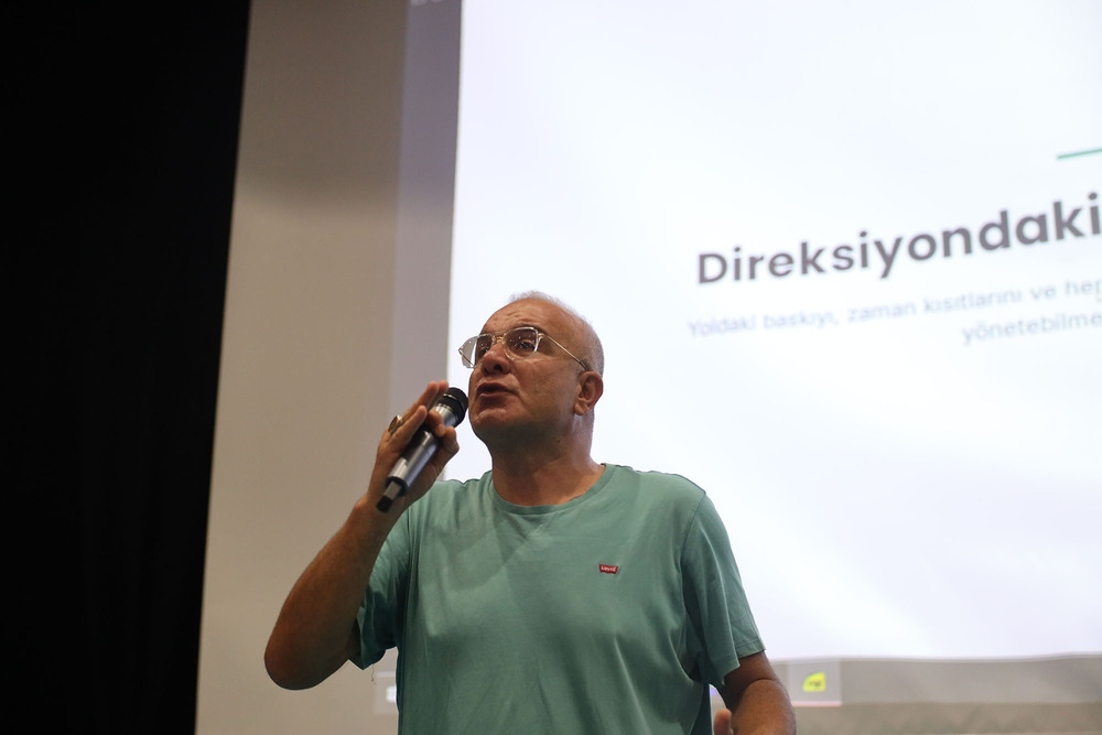 Sakarya toplu taşımasında milat olacak: Kimlik kartı sahibi olacak şoförler öfke, stres yönetimi, empati eğitimi alıyor