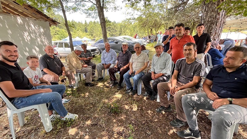 Taraklı Tuzla Mahallesi hayır pilavı ilgi gördü