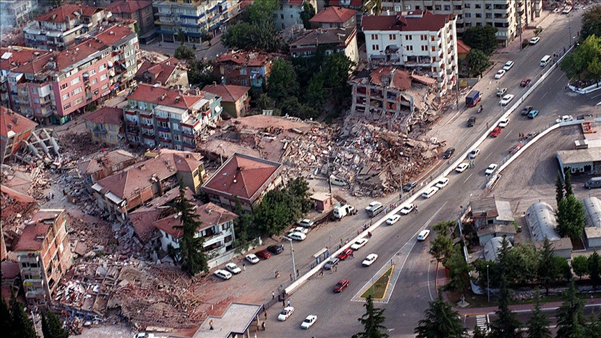 17 Ağustos 1999! 45 saniye sürdü, binlerce kişi öldü: Felaketin üzerinden 27 yıl geçti