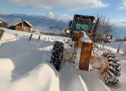 Akyazı’da karla mücadele sürüyor