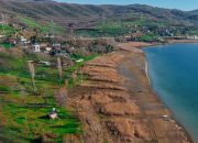 Sapanca Gölü’nün kıyılarında kaçak iskele kaldırma sürecinin ikinci etabı başladı