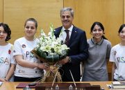 Başkan Alemdar, Figen Sakallıoğlu Anadolu Lisesi heyetini ağırladı