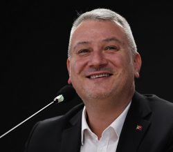 Başkan Çelik Öğrencilerle Buluştu