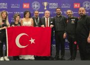 TÜRK BERBER VE KUAFÖRLERİMİZ DÜNYA 3.LÜĞÜ GURURUNU YAŞATTI