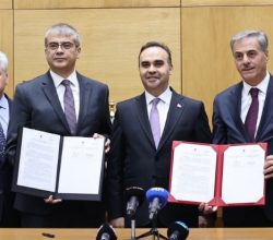 Sanayi ve Teknoloji Bakanı Kacır, Bilim Merkezi’ne tam not verdi, imzalar atıldı “Muhteşem bir proje olacak”