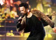 Tarkan, her zaman olduğu gibi, müzikseverlerin hafızasına kazının muhteşem bir müzik şölenine imza attı.