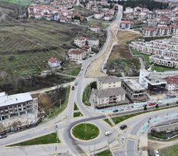 Büyükşehir uyardı: Serdivan 32. Sokak çalışmalar dolayısıyla trafiğe kapanıyor