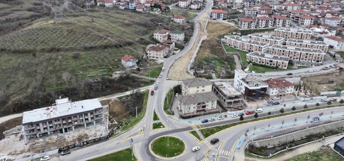 Büyükşehir uyardı: Serdivan 32. Sokak çalışmalar dolayısıyla trafiğe kapanıyor