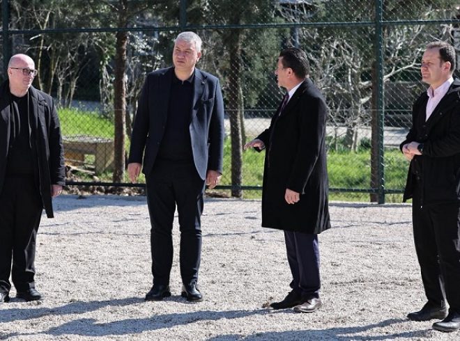 Serdivan’da Kentsel Estetik ve Güvenli Sosyal Alan Hamlesi