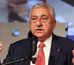 PALANDÖKEN, “ESNAF VE SANATKÂRLAR YENİ YILDAN ÜMİTLİ”