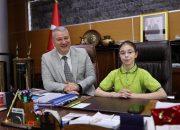 Serdivan Belediyesinde 23 Nisan Gururu: Başkanlık Makamı Çocuklara Emanet