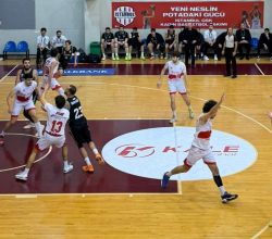 Namağlup Büyükşehir durmuyor: 10’uncu zaferlerini İstanbul’da aldılar