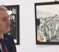 Serdivan’da 10 Kasım Töreni Hatırlamak ve Anlamak Sergisi Açıldı