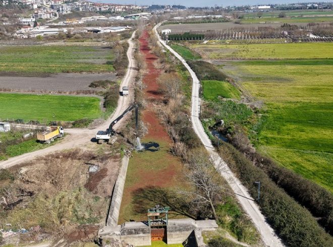 Çark Deresi’nin 5 kilometrelik güzergâhı titizlikle temizleniyor