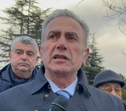 Vatan ve Hürriyet Derneği , Atatürkçü Düşünce Derneği Sakarya Şubesi, Kahraman Türk Kadınları Tiyatro Topluluğu üyeleri Anıtkabir ‘de