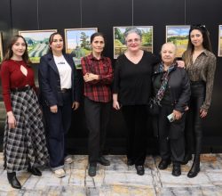 Ressam Vladimir Topal İstanbullu Sanatseverlerle Buluştu.