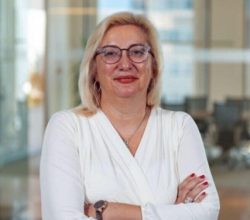 Giderek yayılan zatürre salgının henüz aşısı yok ancak tedavisi var