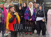 Sakarya Demokrasi Meydanında Sarıkamış Şehitleri ve Şerife Bacı’yı Anma Etkinliği İz Bıraktı