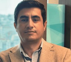 Kadınların felç (inme) riski erkeklerden daha yüksek.